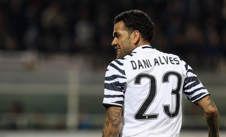 Akhirnya Dani Alves Benar-Benar Tinggalkan Juventus Akhirnya Dani Alves Benar-Benar Tinggalkan Juventus