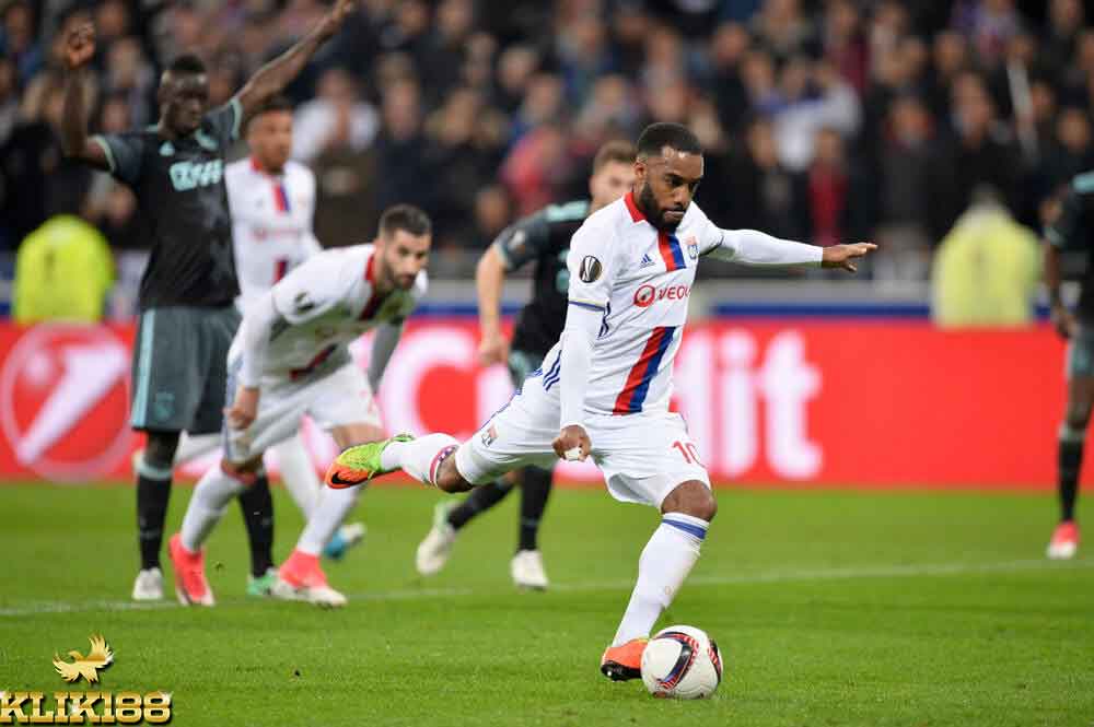 Lacazette Diperkirakan Mengalami Kesulitan di Arsenal Musim Ini