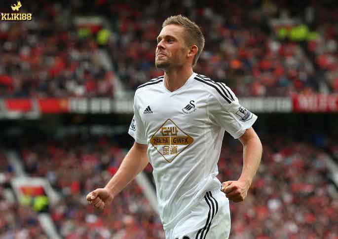 Everton Akhirnya Dapat Persetujuan Tranfer Sigurdsson Everton Akhirnya Dapat Persetujuan Tranfer Sigurdsson