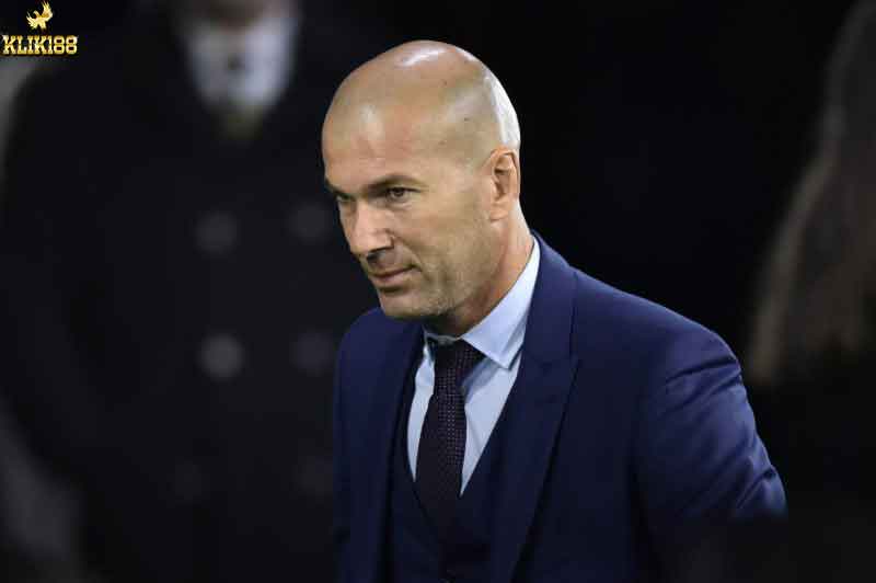 Zidane Pertama Kali Pecahkan Rekor Lawan Barca Zidane Pertama Kali Pecahkan Rekor Lawan Barca