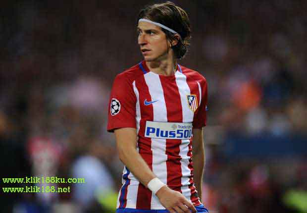 Ini Penjelaskan Filipe Luis Terkait Tidak Minta Tukar Jersey Ini Penjelaskan Filipe Luis Terkait Tidak Minta Tukar Jersey